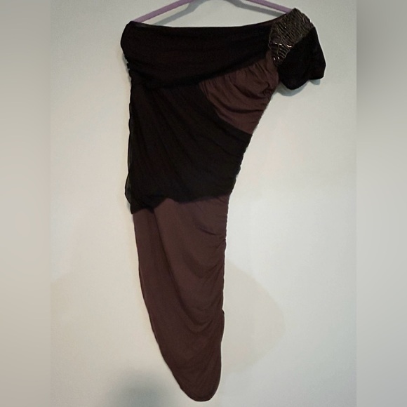 Vintage 2B Bebe Short fitted ruched dress - Picture 3 of 9